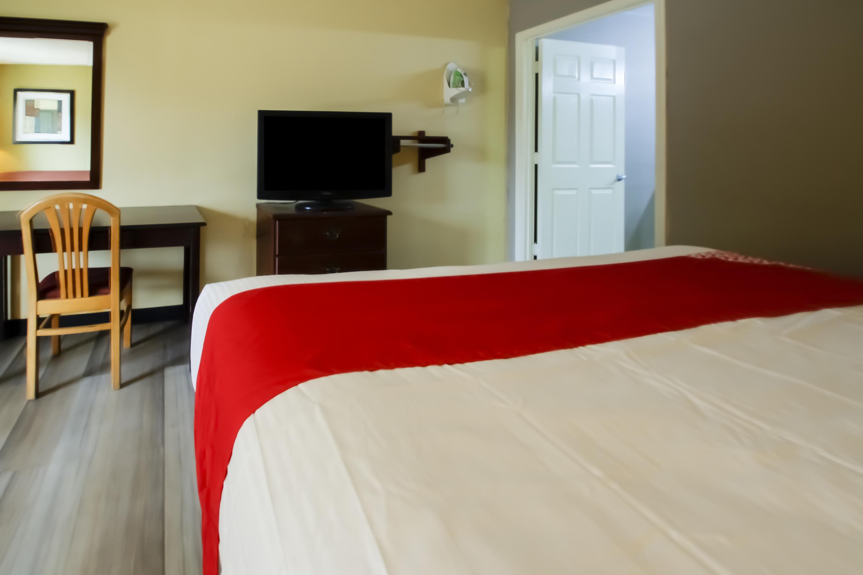 Baymont Inn & Suites Chocowinity/Washington Exterior photo
