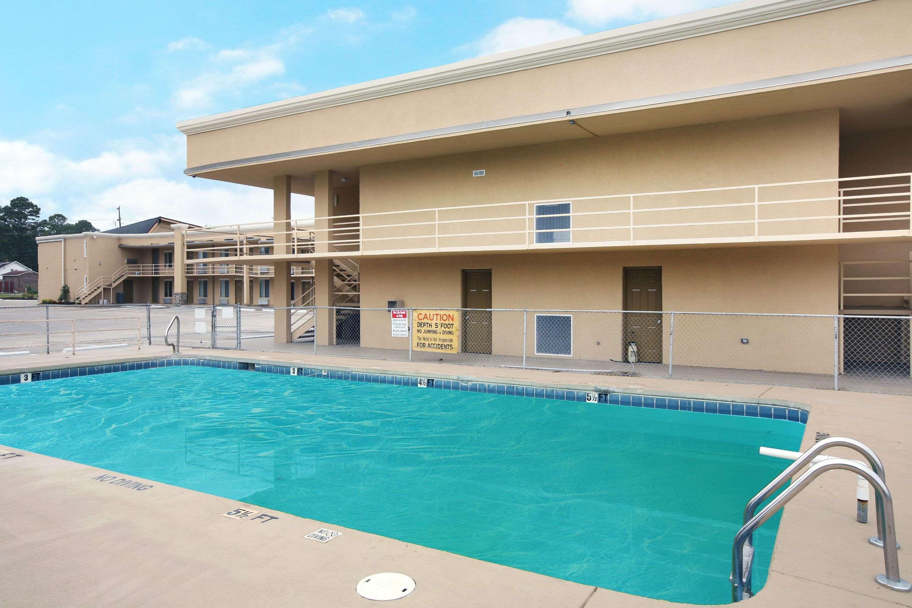 Baymont Inn & Suites Chocowinity/Washington Facilities photo