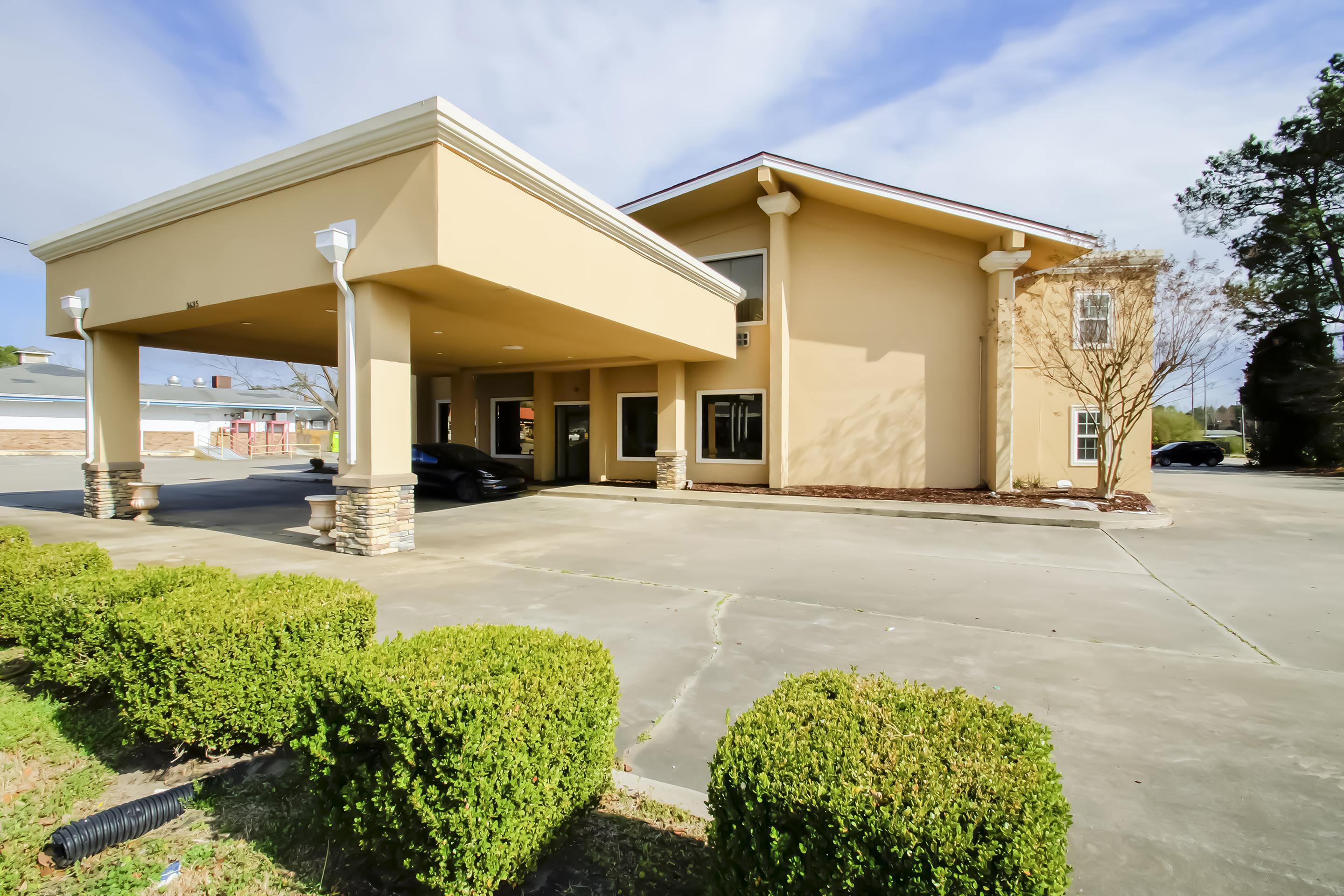 Baymont Inn & Suites Chocowinity/Washington Exterior photo